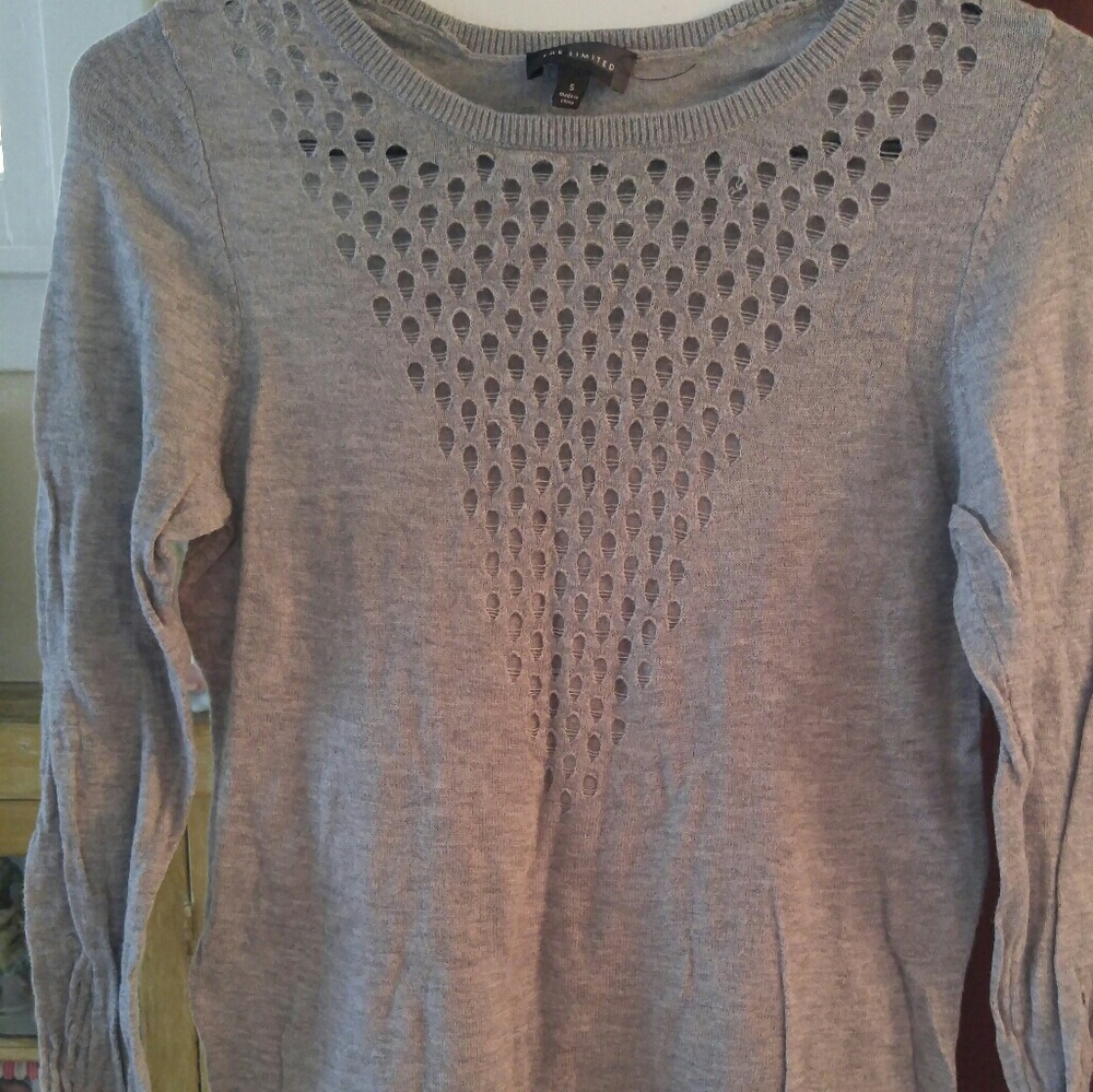 Limited Thin Sweater
